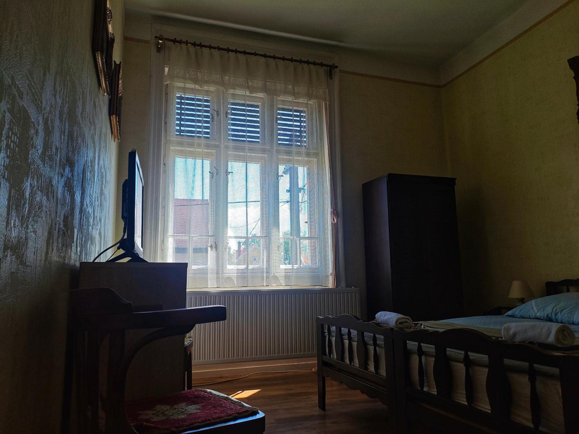 Illes Vendeghaz Hotel Keszthely Ngoại thất bức ảnh