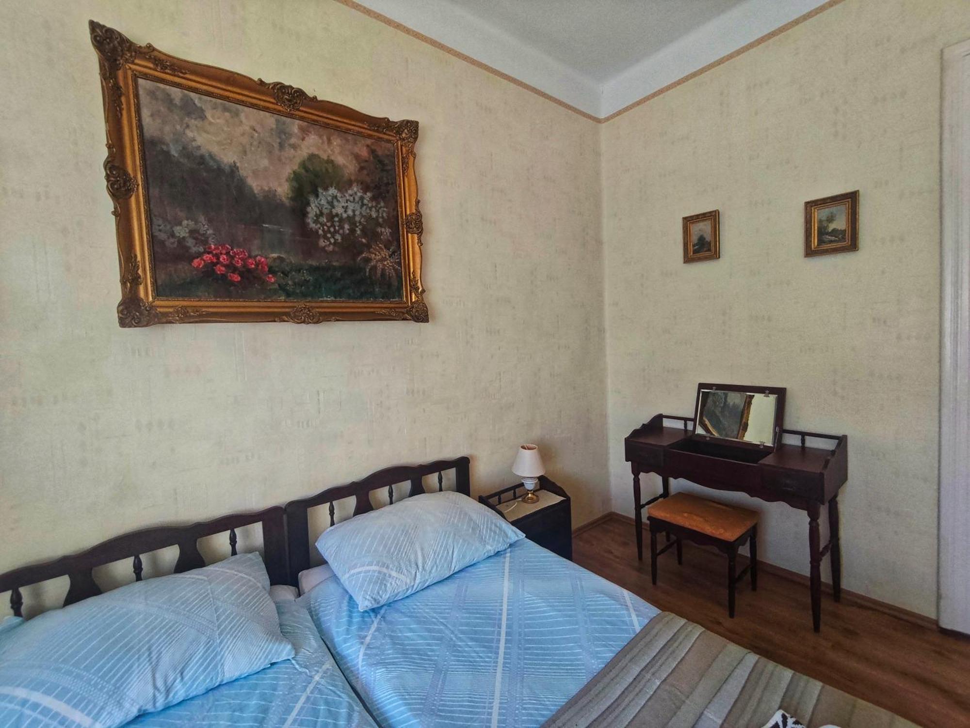 Illes Vendeghaz Hotel Keszthely Ngoại thất bức ảnh
